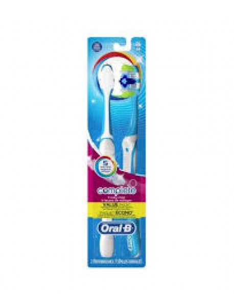 ORAL-B SPAZZOLINO COMPLETE 5IN1 40 SETOLE MEDIE